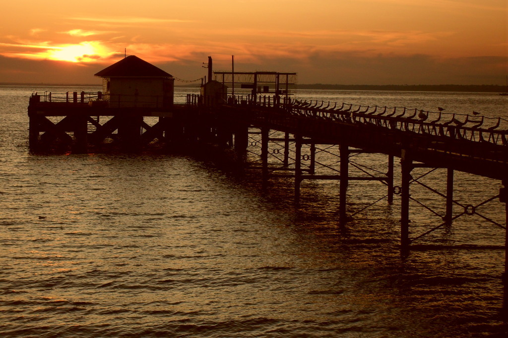Totland Pier - Sonnenuntergang am Totland Bay