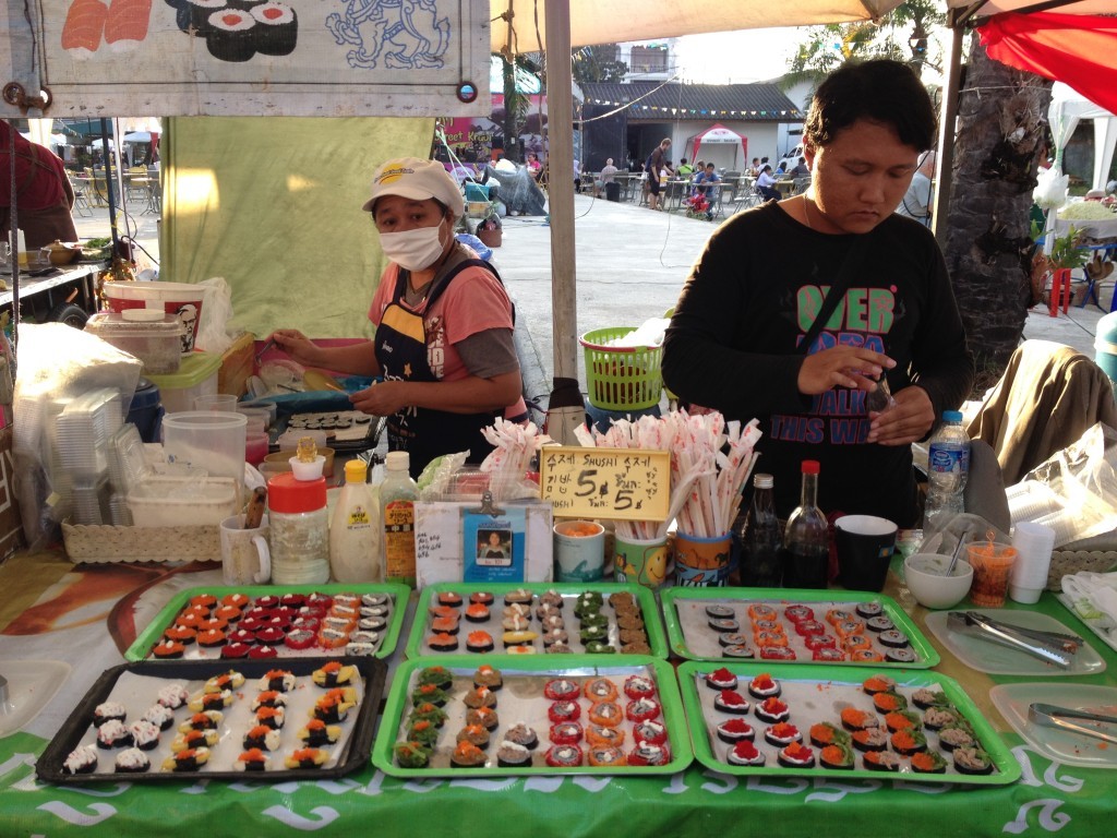 Straßenfest in Krabi - Sushi-Stand