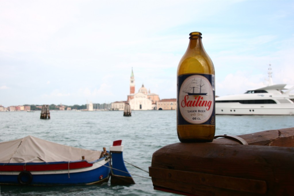 Sailing Lager Beer vor San Giorgio Maggiore