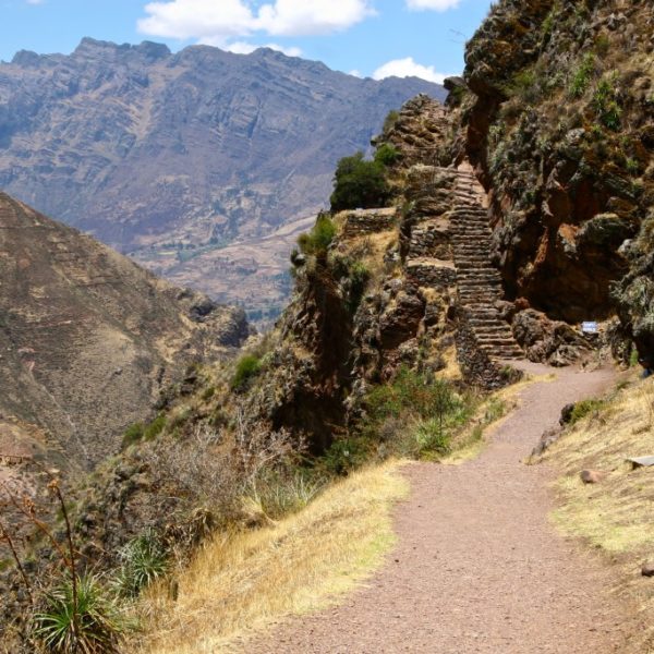 Stein-Treppe zu der Inkafestung von Písac in Urubamba-Tal