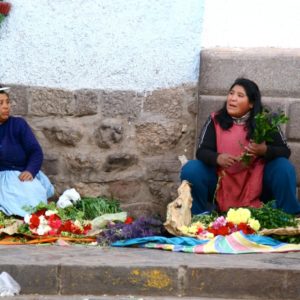 Straßenverkauf in Cusco - Blumenverkäuferinnen