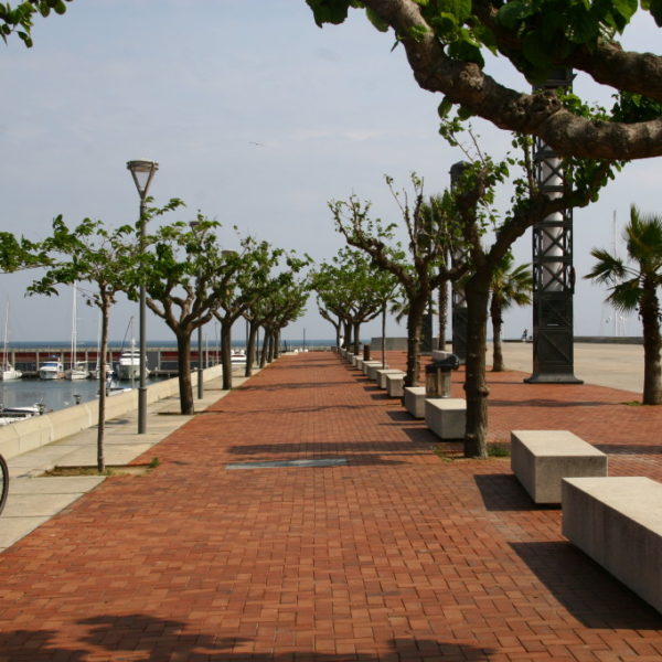 Port Olímpic de Barcelona - Carrer de la Marina