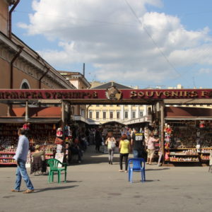 Souvenirs Fair - Markt am Kanal Gribojedowa